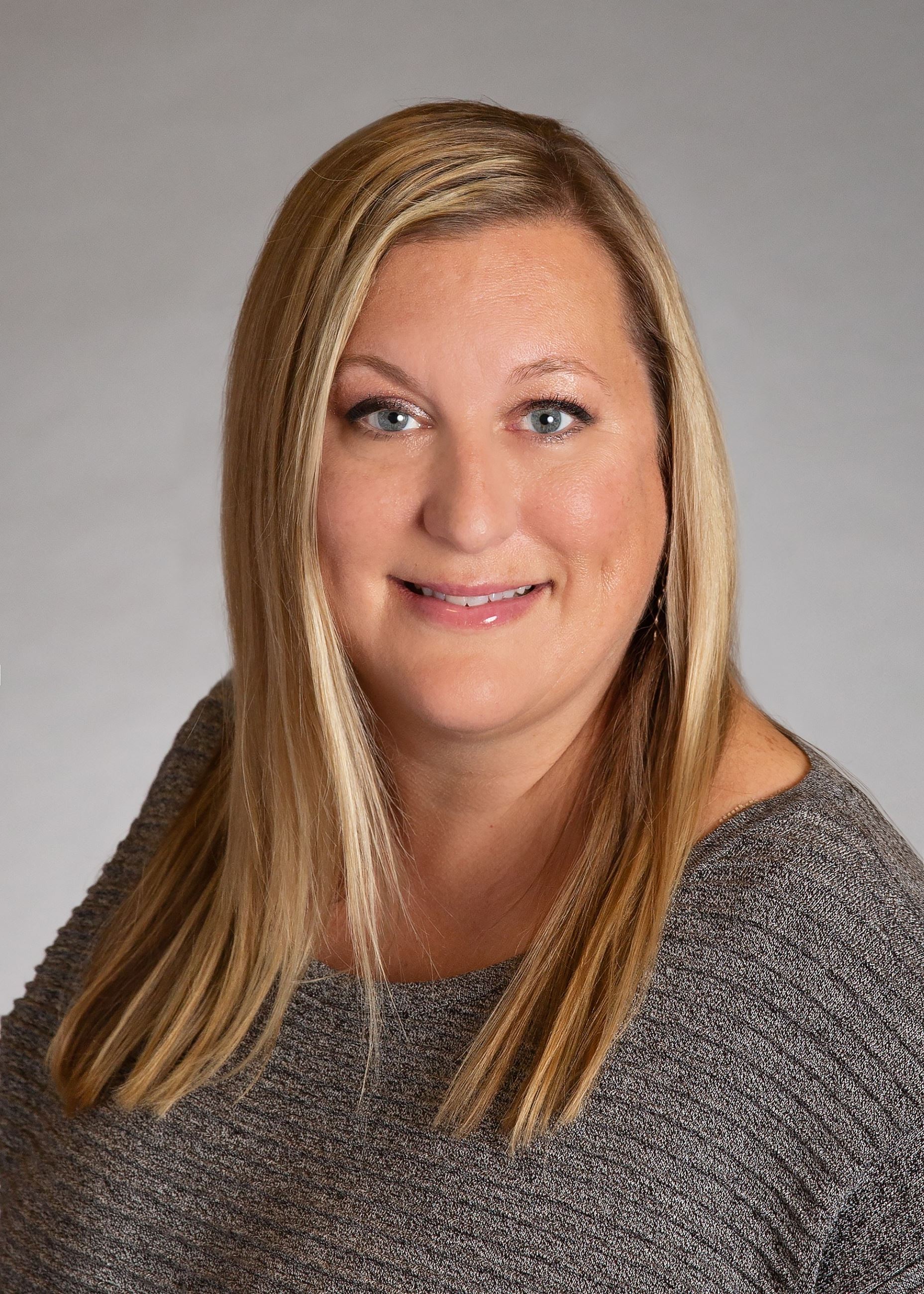 Stacy Headshot 2.5.26